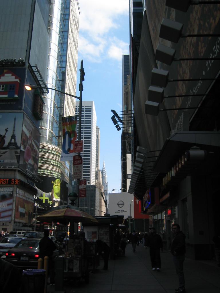 NYC March 9, 2003   Andy's   52