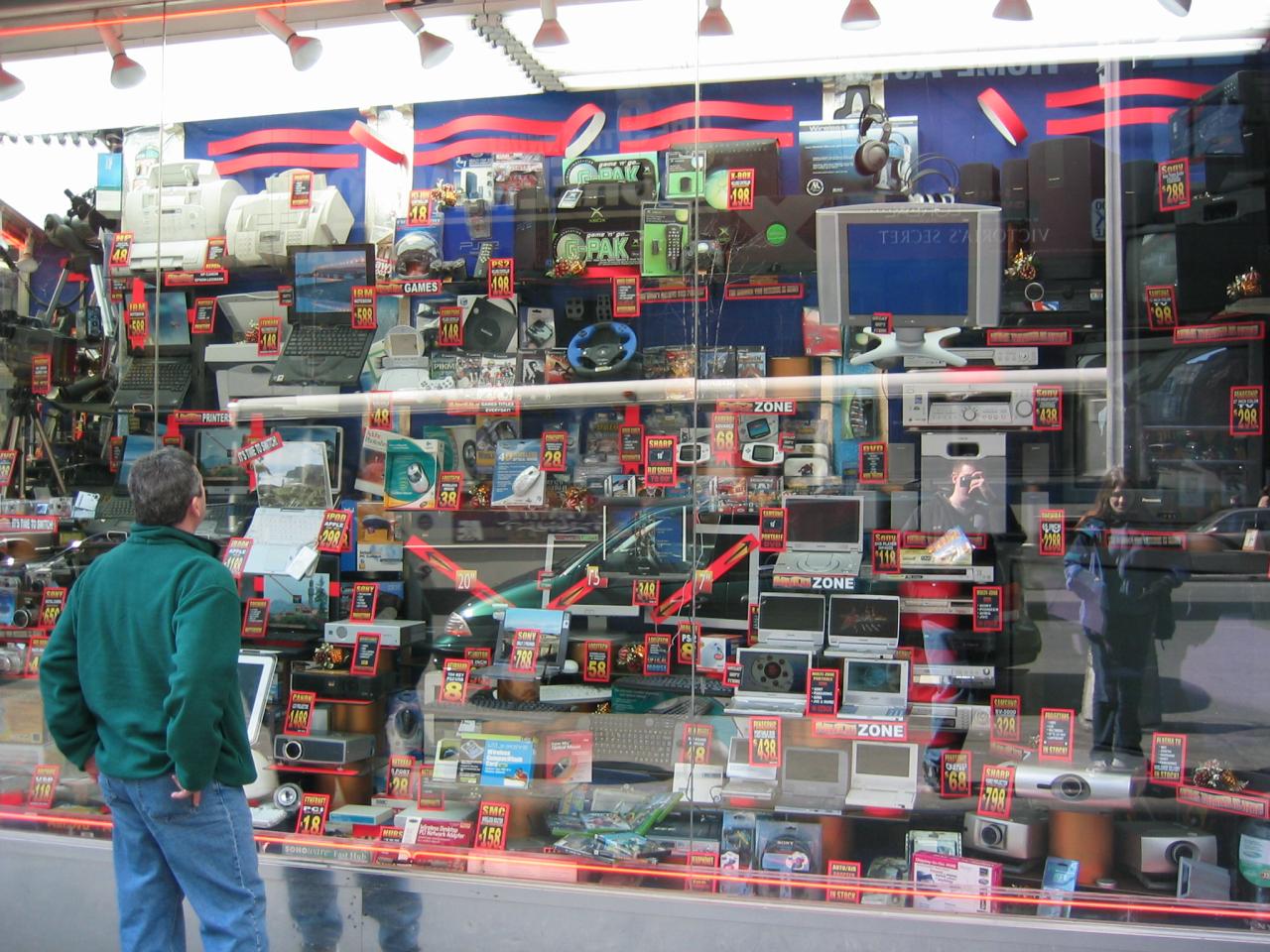 NYC March 9, 2003   Andy's   68