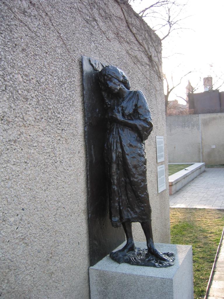 DC March 11, 2003   Andy's   72